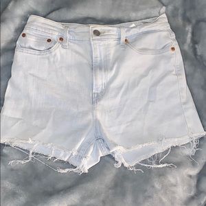 Levi’s light washed high rise shorts